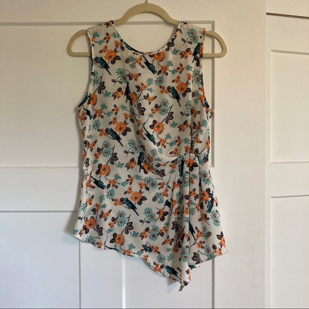 💥LAST CHANCE💥 Forever 21 blouse with flowers/parrots